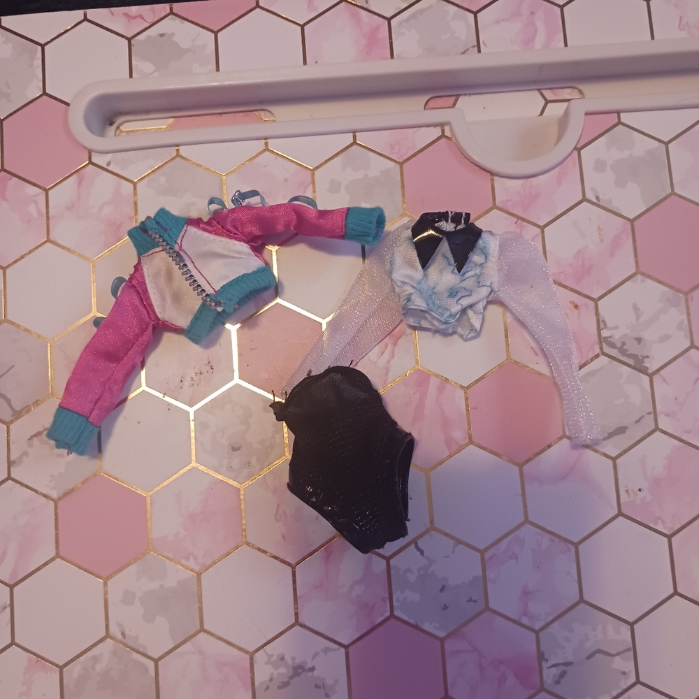 Doll clothes bundle